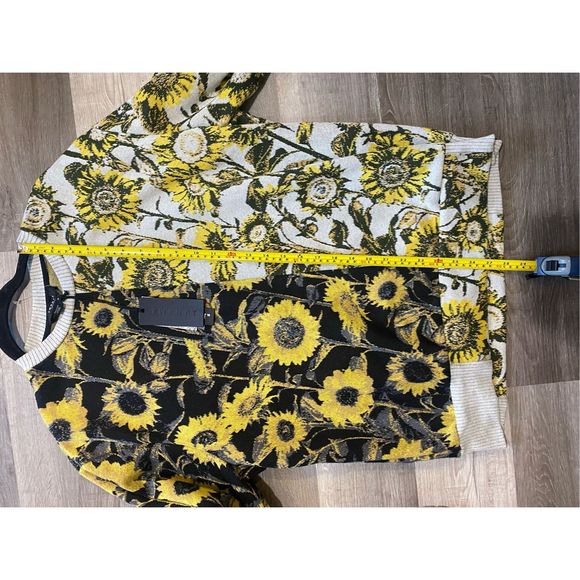 TWENTY NWT Sunflower Hyper Reality Contrast Panel Sweatshirt, Sz Medium, MP $185 - Picture 11 of 11